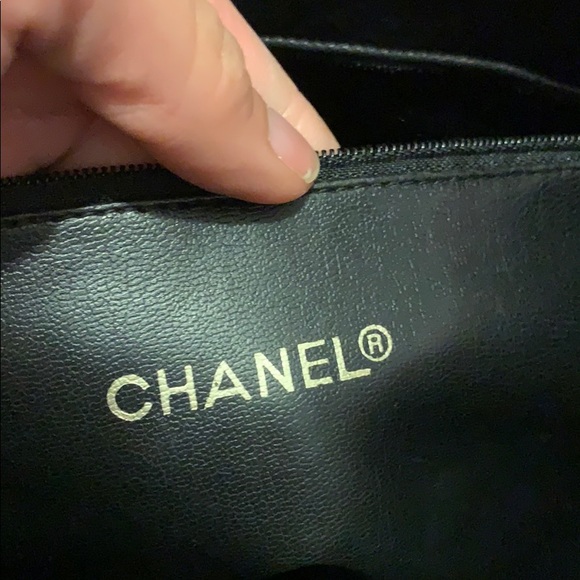 SOLD Chanel lambskin tote bag - Picture 5 of 10